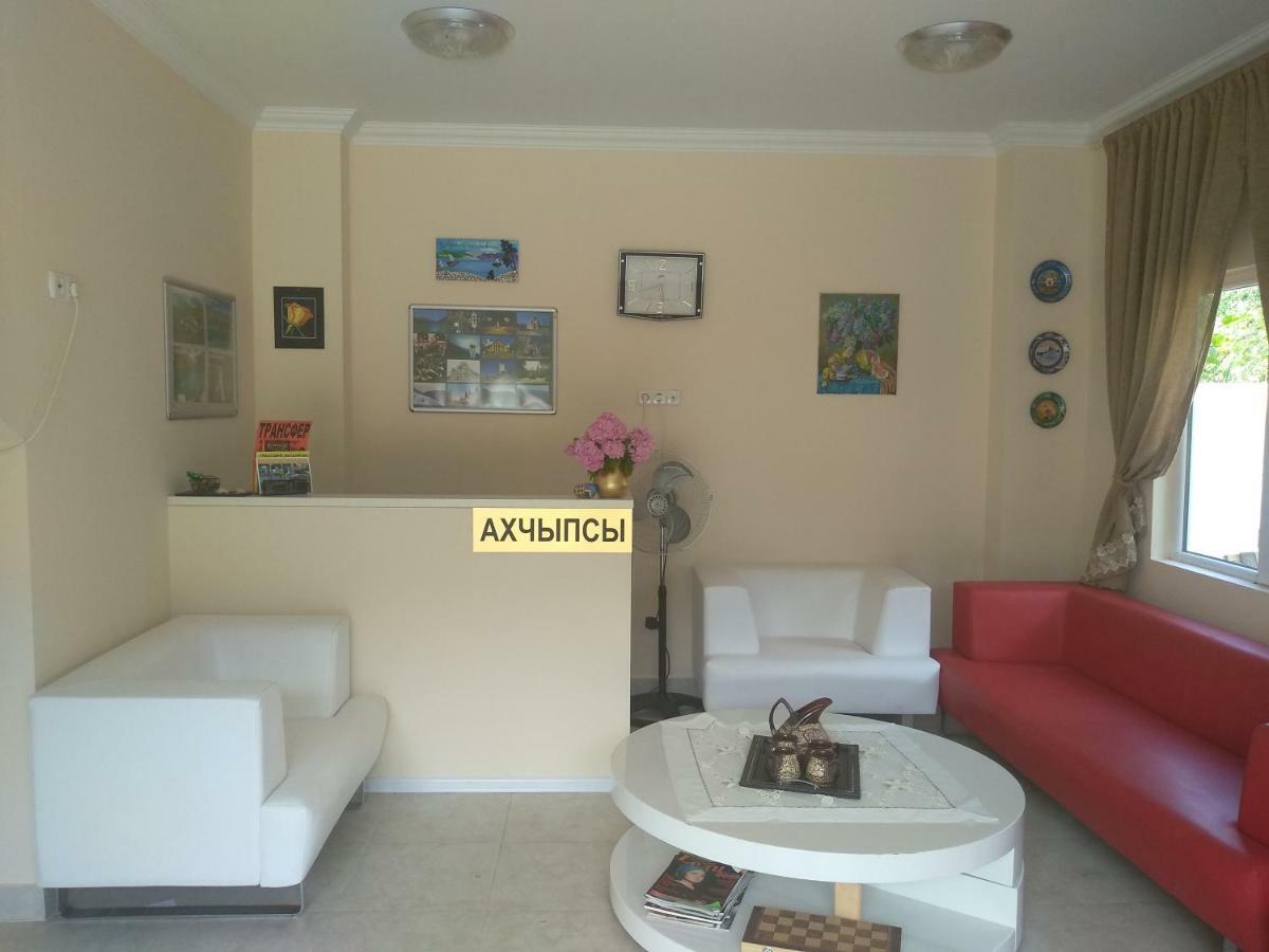 גגרה Inn Aхчыпсы מראה חיצוני תמונה